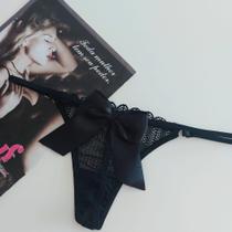 Calcinha de renda preta