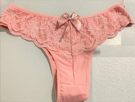 Calcinha em Poliamida com Detalhe em Renda Carolina - Conforto e Estilo Calcinha em Poliamida com Detalhe em Renda Carolina - Conforto e Estilo