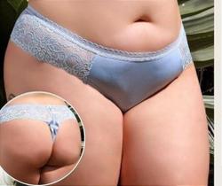 Calcinha Plus Size Fio Dental com Laços e Renda Calcinha Plus Size Fio Dental com Laços e Renda
