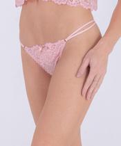 Calcinha String toda em renda francesa e tiras nas laterais