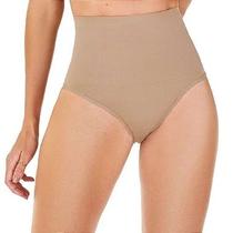 Calcinha tanga modeladora sem costura bege