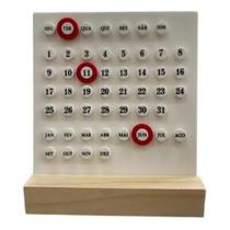 Calendário Decorativo Permanente de Mesa em Base de Madeira