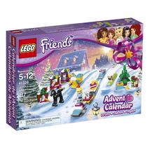 Calendário do Advento LEGO Friends 41326 com 24 presentes montáveis