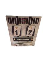 Calendário time mdf relevo