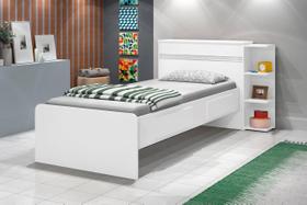 Cama Baú JA Solteiro Com Prateleiras Laterais Para Decoração 2 gavetas 100% MDF Com Estrado em Madeira Cor Branco