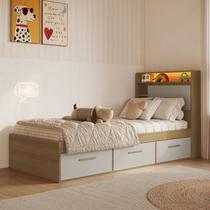 Cama de Solteiro 93,2 com 3 Gavetas Cabeceira com Organizador e Iluminação em LED Genebra Cama de Solteiro 93,2 com 3 Gavetas Cabeceira com Organizador e Iluminação em LED Genebra