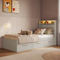 Cama de Solteiro com 3 Gavetas Cabeceira com Organizador e Iluminação em LED Genebra Cama de Solteiro com 3 Gavetas Cabeceira com Organizador e Iluminação em LED Genebra