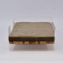 Cama em Madeira Teca com Estofado e Acrílico para Pets