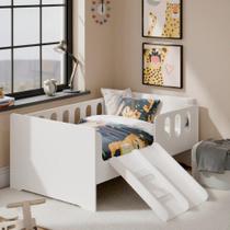 Cama Infantil Montessoriana Quarto de Criança com Escada Escorregador Branco