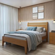 Cama Queen 160cm Madeira Maciça Ratan Esmeralda Cama Queen 160cm Madeira Maciça Ratan Esmeralda