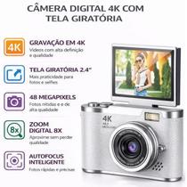 Câmera Compacta 4K com Zoom 8X Tela Giratória e Flash para Fotos em Qualquer Ambiente : PRATA