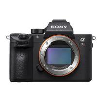 Câmera Fotográfica Sony A7R Mark III A Body Preta (LLCE-7RM3A)