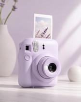 Câmera Instantânea Fujifilm Instax Mini 12 Lilás para Fotos Vívidas Câmera Instantânea Fujifilm Instax Mini 12 Lilás para Fotos Vívidas