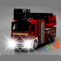 Caminhão de bombeiros Toy Car Wokex 1:32 Scale Alloy Engineering