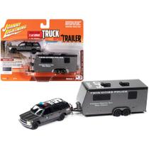 Caminhão e Trailer Diecast Johnny Lightning Edição Limitada