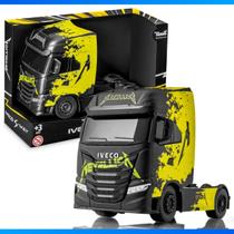 Caminhão Miniatura Iveco S-way Réplica Da Banda Metallica Caminhão Miniatura Iveco S-way Réplica Da Banda Metallica