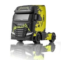 Caminhão Miniatura Iveco S-Way Replica Da Banda Metallica - Usual Brinquedos Caminhão Miniatura Iveco S-Way Replica Da Banda Metallica - Usual Brinquedos