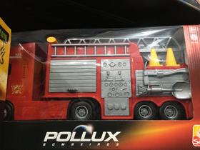 Caminhão Pollux Bombeiro