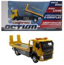 Caminhão Volvo Guincho - Som e Luz - California Action - 1/50 - California Toys