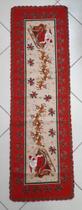 Caminho de mesa acabamento em crochê com motivos de Natal - 150 cm x 49 cm - CK Artesanato