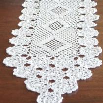 Caminho de Mesa Branco 1,45 croche feito a mao cetim
