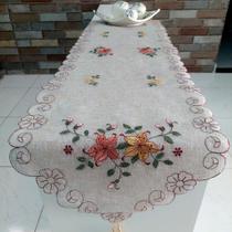 Caminho ou Trilho de Mesa Bordado Organza 40cm x 1,50m - AE - Clara Bordados