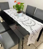 Caminho Trilho Bordado Lindíssimo Caseado 1,95x0,47 Branco Caminho Trilho Bordado Lindíssimo Caseado 1,95x0,47 Branco