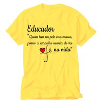 Camisa amarela Pedagogia Educar é semear com sabedoria blusa