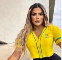 Camisa Cropped Brasil botão