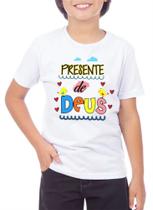 Camisa infantil Deus branca, tamanho P