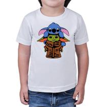 Camisa Infantil Yoda e Stitch - Design Divertido de Star Wars e Lilo & Stitch Camisa Infantil Yoda e Stitch - Design Divertido de Star Wars e Lilo & Stitch