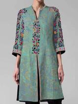 Camisa Longa Feminina Plus Size - Estampa Floral Vintage com Gola Mandarim