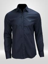 Camisa Manga Longa Regular Lisa Básica Logo No Peito Calvin Klein Jeans Marinho Camisa Manga Longa Regular Lisa Básica Logo No Peito Calvin Klein Jeans Marinho