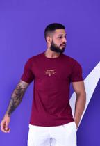 Camisa masculina bordô Camisa masculina bordô
