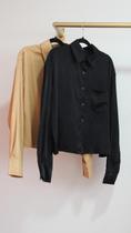 Camisa Natália - Botões e bolso Camisa Natália - Botões e bolso