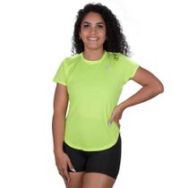 Camisa New Balance Accelerate Feminina Amarelo Neon Camisa New Balance Accelerate Feminina Amarelo Neon