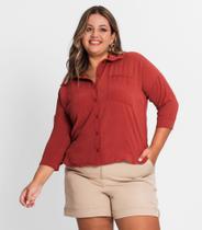 Camisa Plus Size Crepe Manga 7/8 Rovitex com 2 Bolsos Camisa Plus Size Crepe Manga 7/8 Rovitex com 2 Bolsos