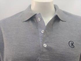 Camisa polo Cekock Tamanho P Cor Cinza Camisa polo Cekock Tamanho P Cor Cinza