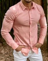 Camisa rosa masculina