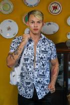 Camisa Social Botão Divertida Unissex Oxente Camisa Social Botão Divertida Unissex Oxente