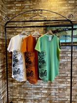 Camisa T-shirt Masculina Blusa Long Line Estampada Floral Embalamos para Presente