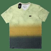 Camisa UOT Tricolor ORIGINAL MCM-3399 B3 Camisa UOT Tricolor ORIGINAL MCM-3399 B3