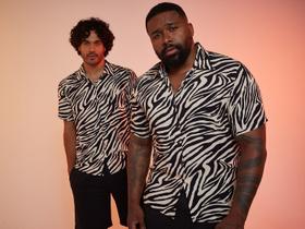 Camisa Vista Magalu x Flora Yumi Zebra Camisa Vista Magalu x Flora Yumi Zebra