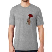 Camiseta A Rose for you - Foca na Moda