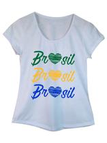 Camiseta Adulta Feminina Estampa Brasil Coração Camiseta Adulta Feminina Estampa Brasil Coração