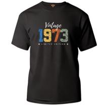 Camiseta algodão cronológica -Vintage 1973