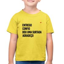 Camiseta Algodão Infantil Dou uma surtada - Foca na Moda