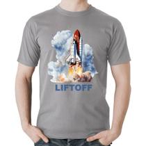 Camiseta Algodão Liftoff: Lançamento do Ônibus Espacial - Foca na Moda