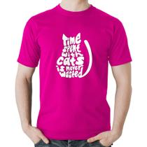 Camiseta Algodão Time spend with cats is never wasted - Foca na Moda