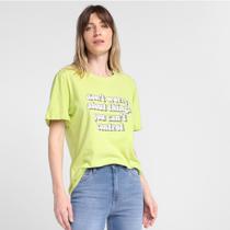 Camiseta All Is Love Don't Worry Feminina